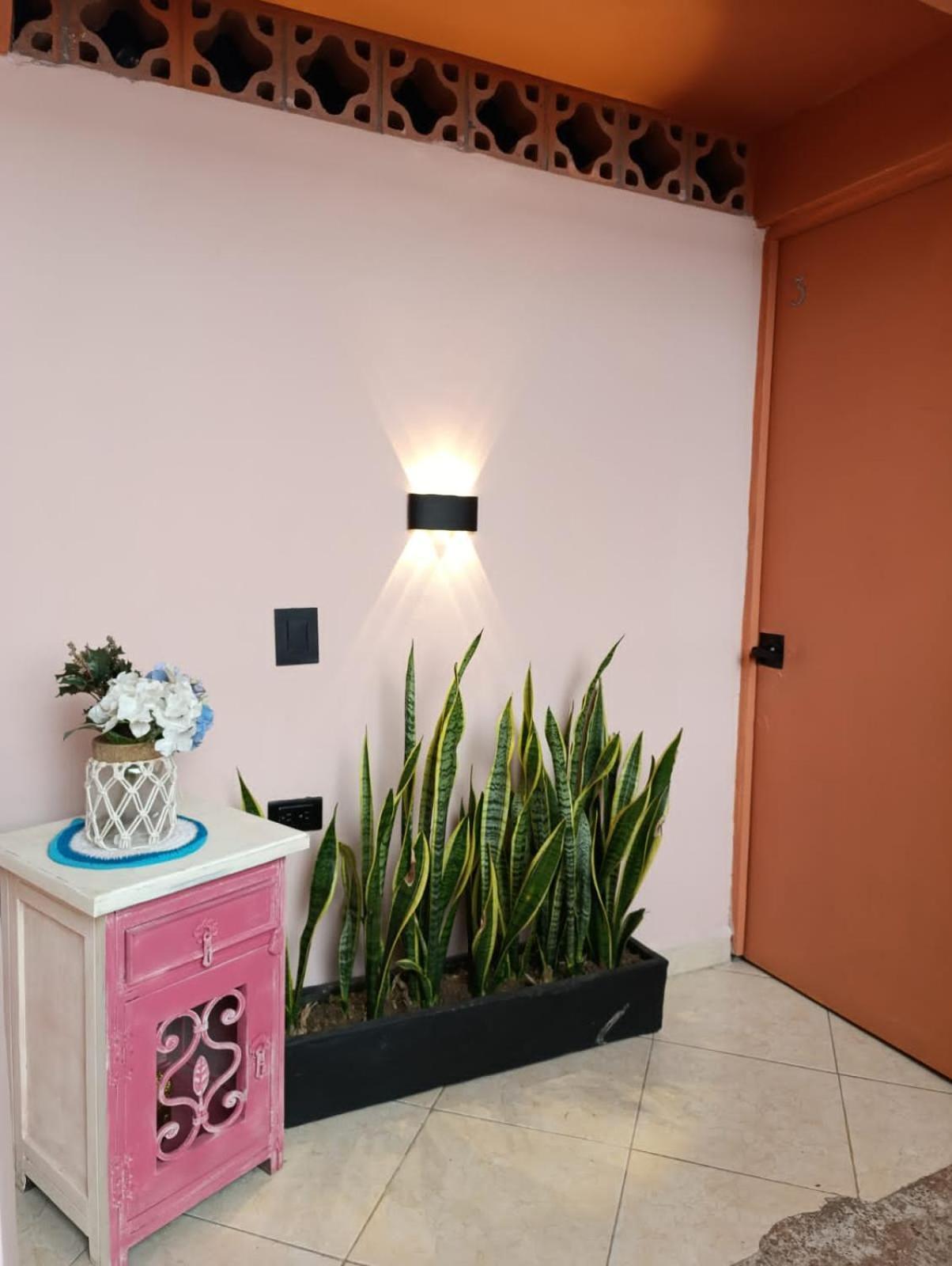 Casa Primavera Hostal Medellin Exterior photo